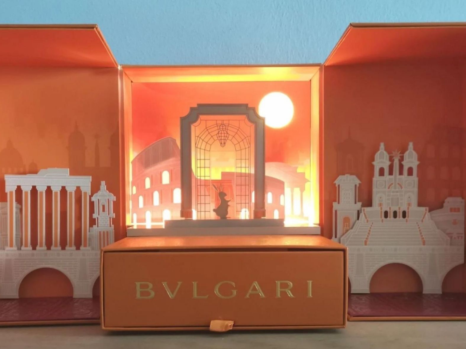 Thiết kế bao bì Trung thu Bvlgari.jpg